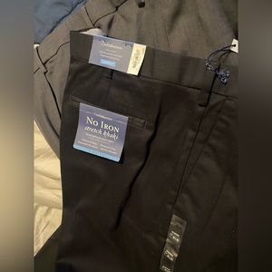 Never worn pleated Croft and Barrow with tags.